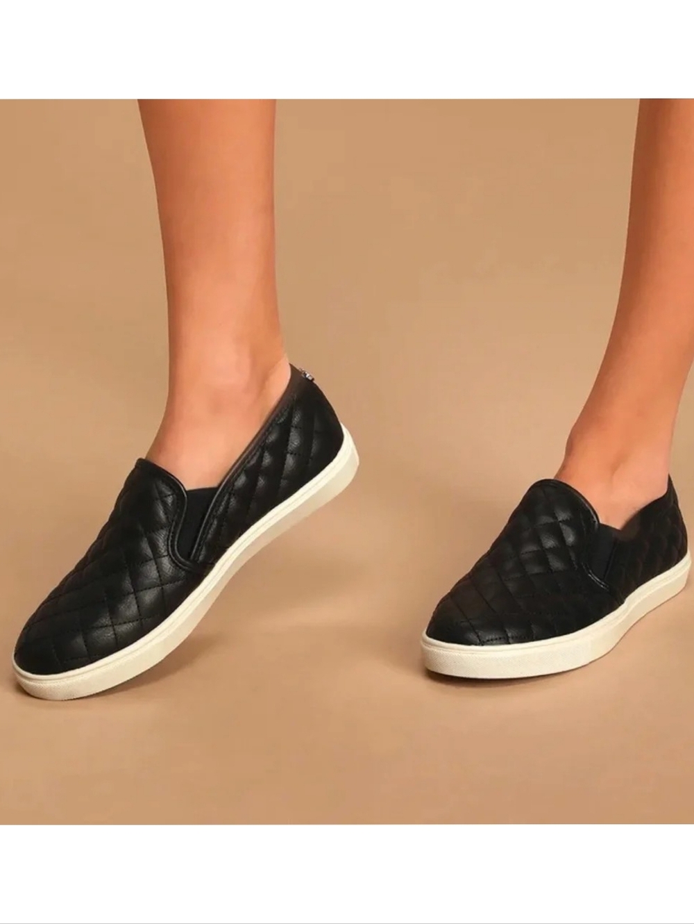 *EUC* CUTE black slip-on quilted sneakers